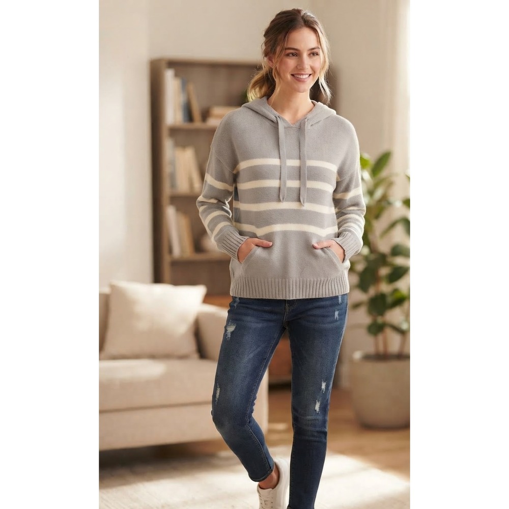 Love Change Italy Womens Grey White Striped Knit Hoodie Sweater Kangaroo Large